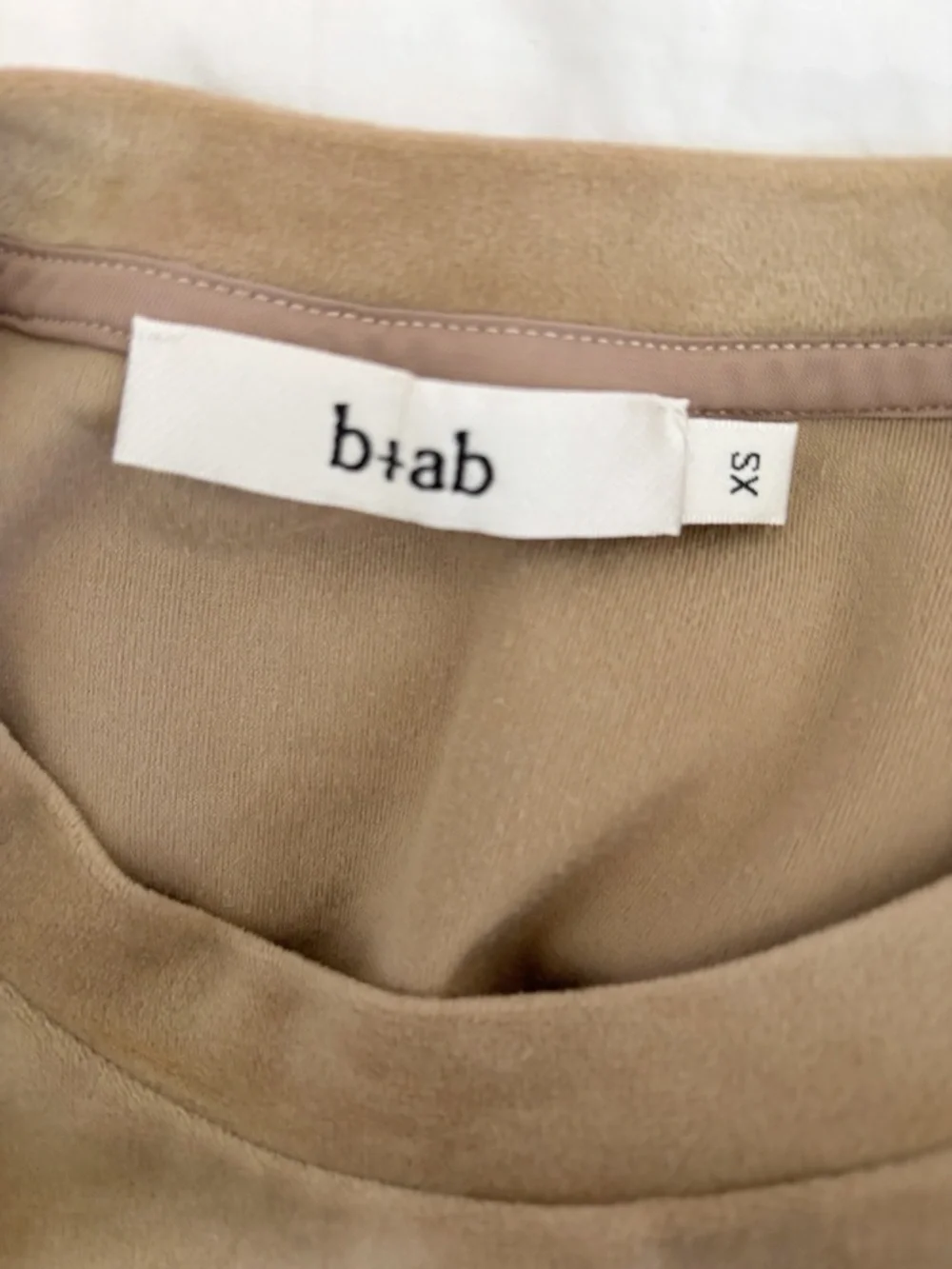 b+ab Tan Velour Twist Front Pullover Long Sleeve Top XS - Picture 4 of 5